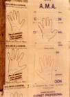 Campaña “Dele una mano a los desaparecidos", hojas-afiches de manos sobre muro urbano. 